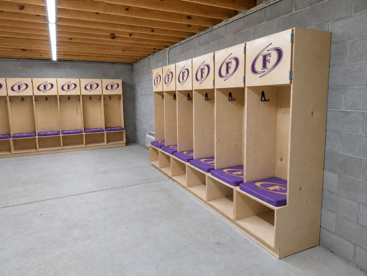 lockers 4